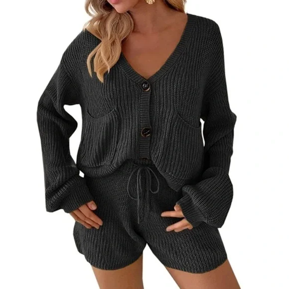 Cardigan Set - Picture 4 of 4